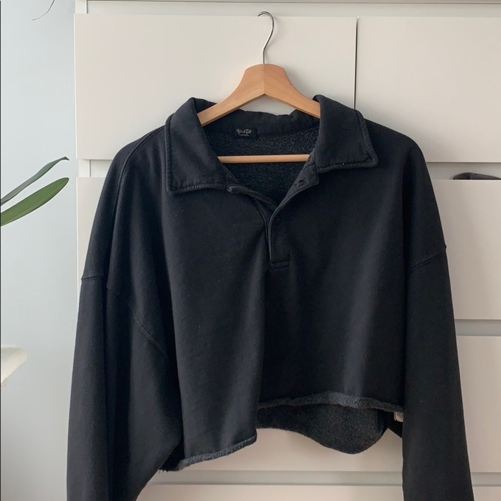 Brandy Melville cropped sweater